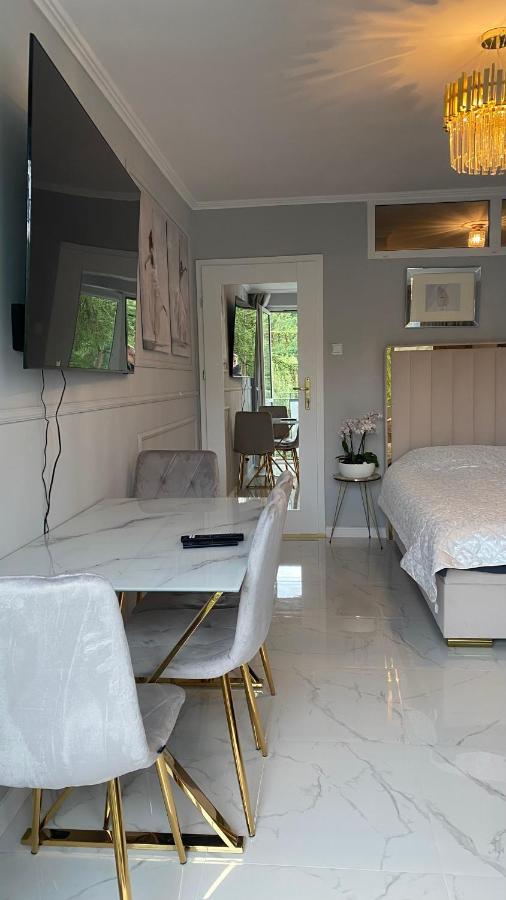 Gold Glamour Z Dwoma Sypialniami, Duzy Balkon Apartment *