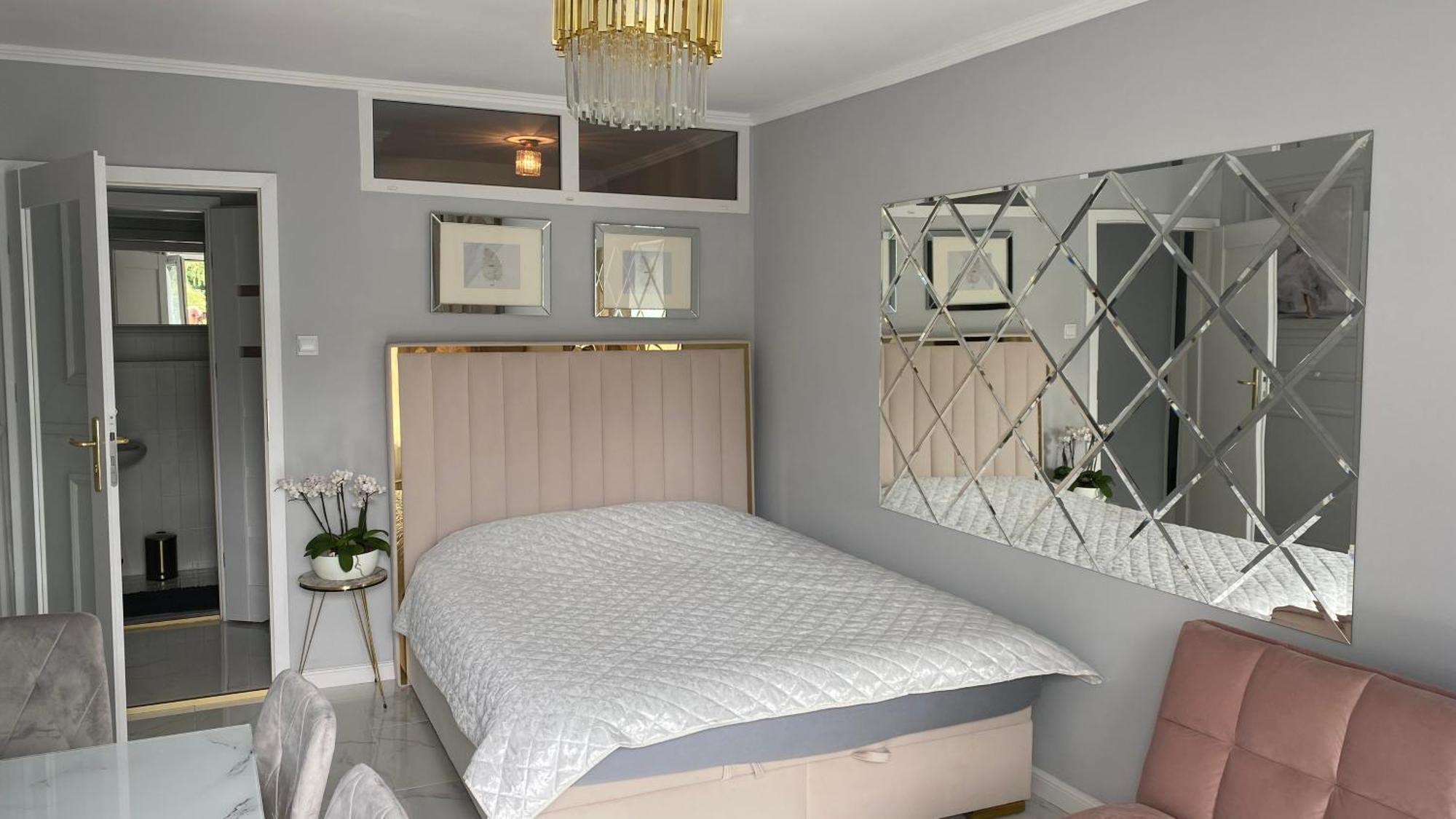 Gold Glamour Z Dwoma Sypialniami, Duzy Balkon