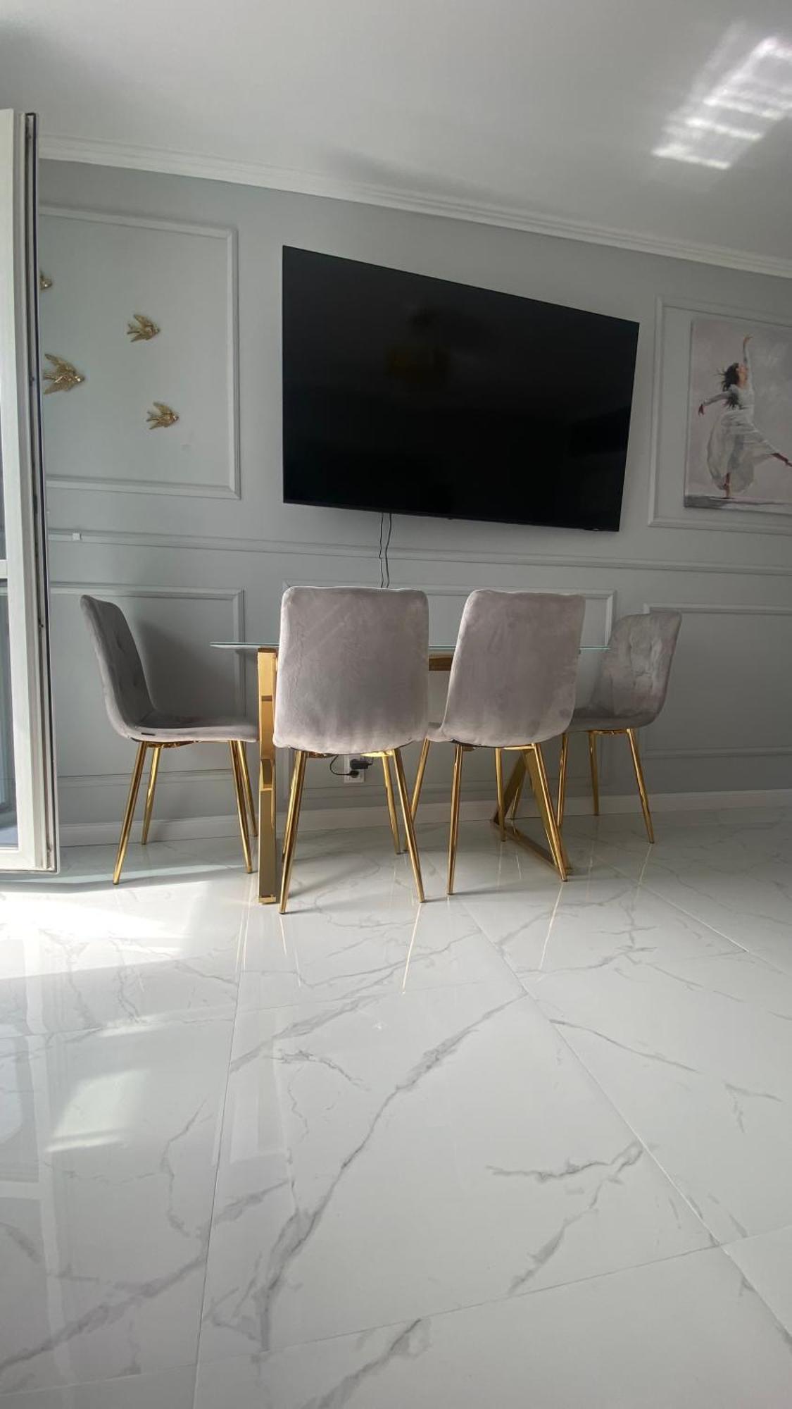 Gold Glamour Z Dwoma Sypialniami, Duzy Balkon Apartment