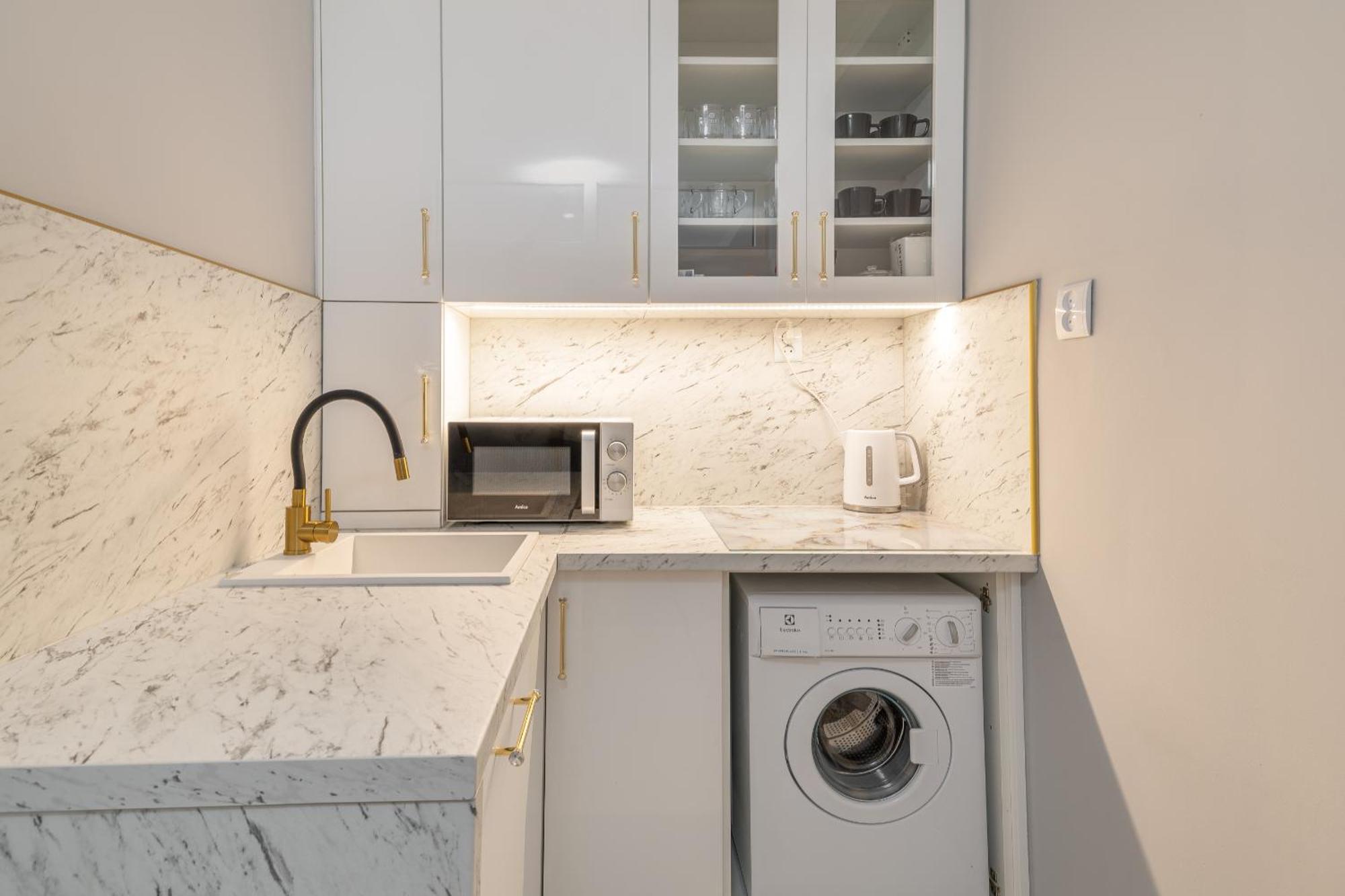 Gold Glamour Z Dwoma Sypialniami, Duzy Balkon *